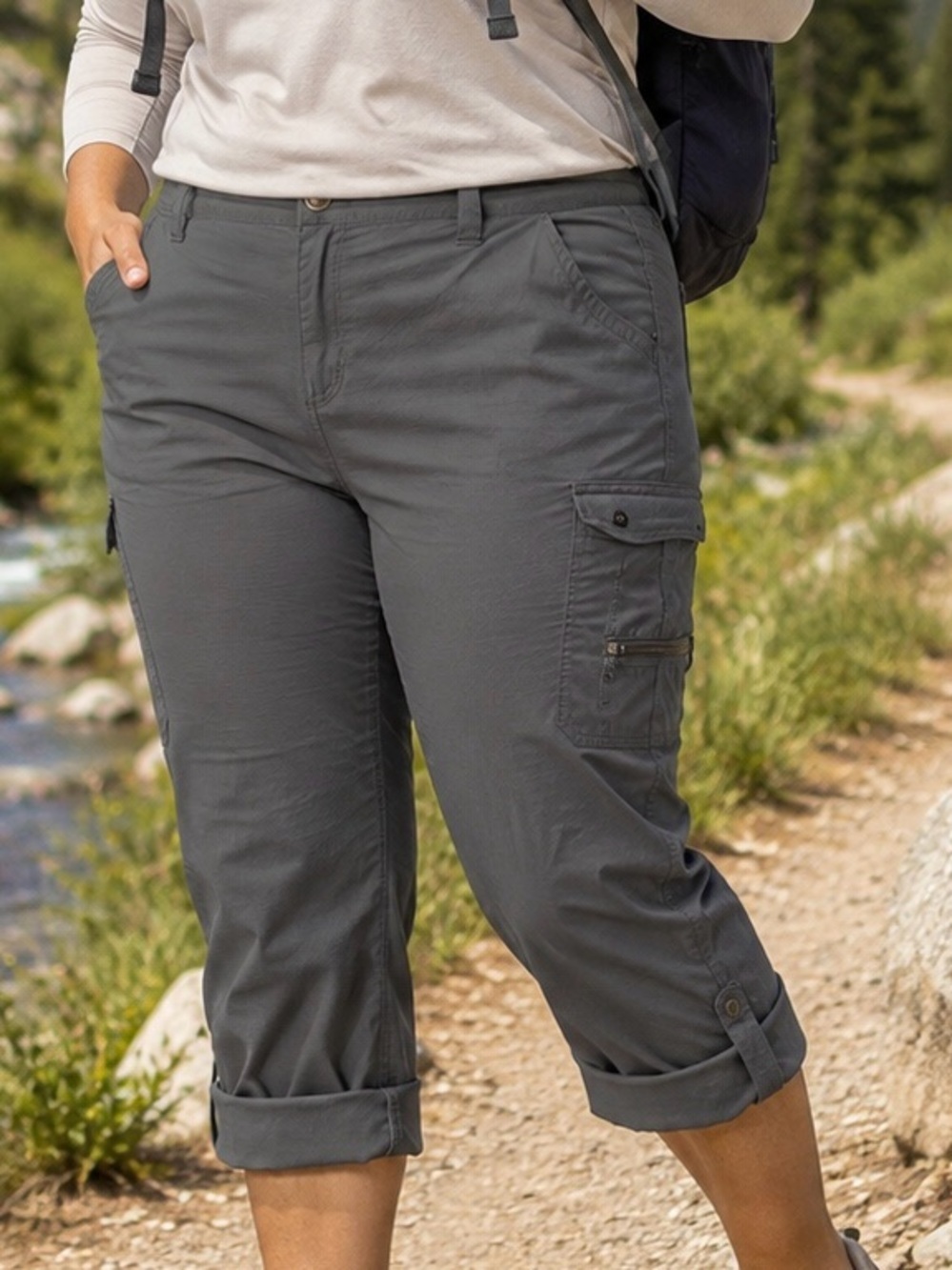 Bit & Bridle Nylon Pants Size XL (16-18) Gray Stretch Cargo Capris Roll Tab Legs